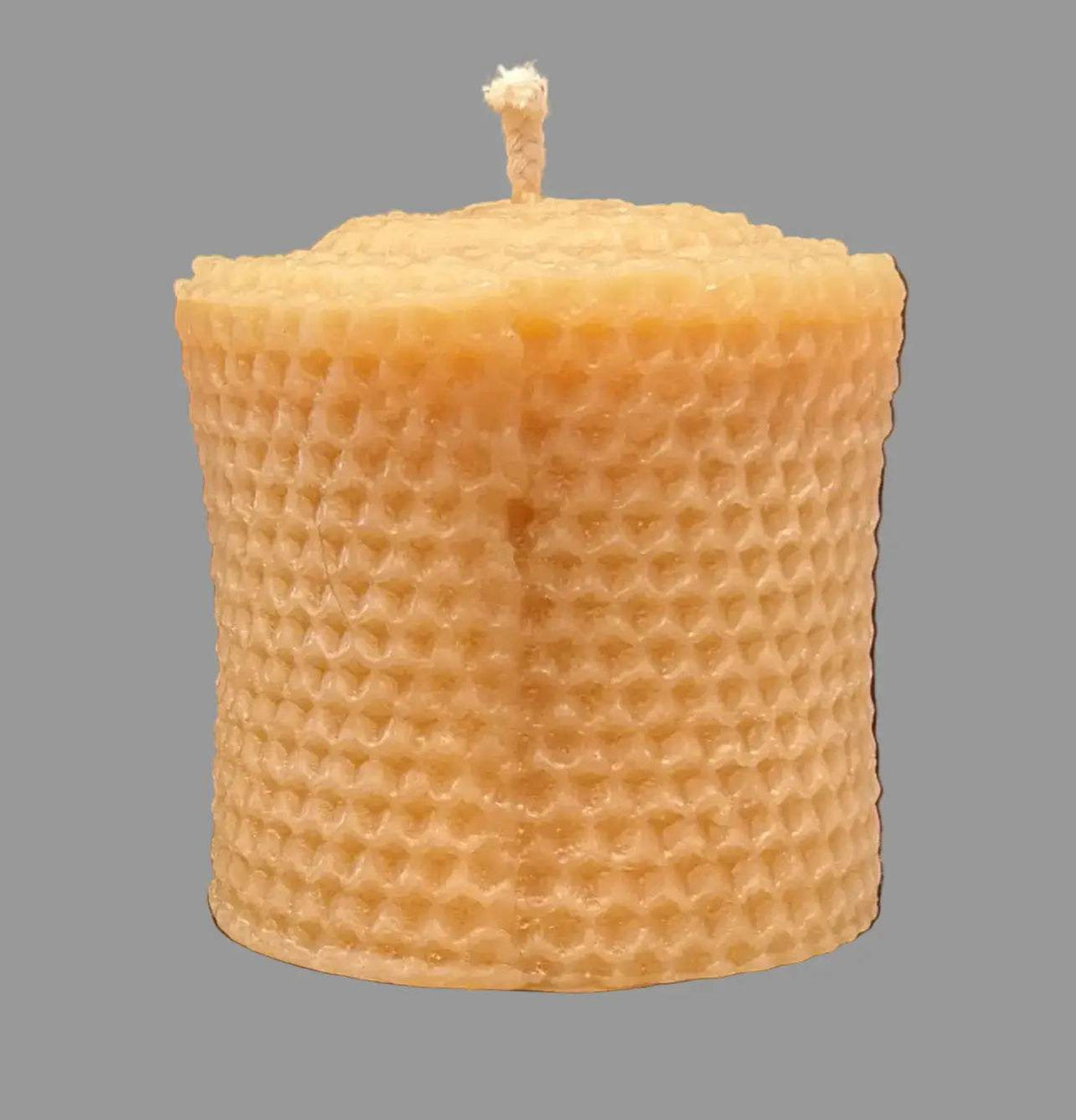 BEESWAX CANDLES : ROLLED PILLAR