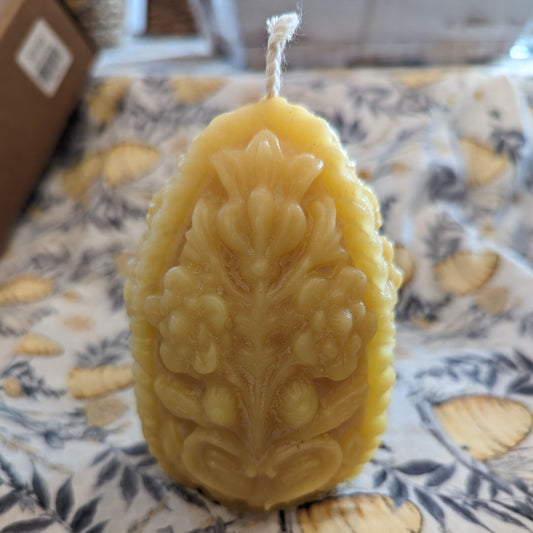 BEESWAX CANDLE: CARVED EGG