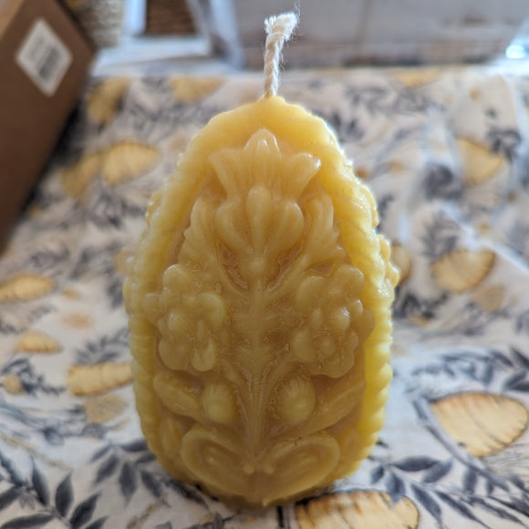 BEESWAX CANDLE: CARVED EGG