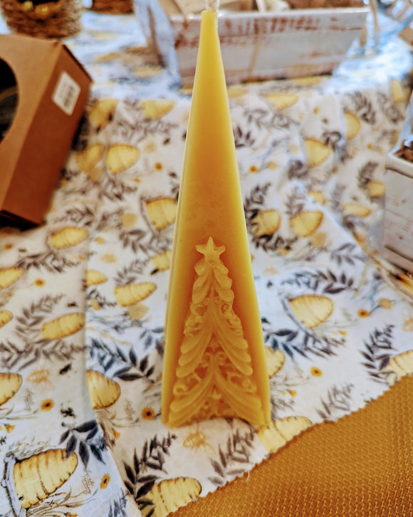 BEESWAX CANDLE: OBELISK WITH TREE FACE