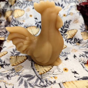 BEESWAX CANDLE: ROOSTER CHICKEN